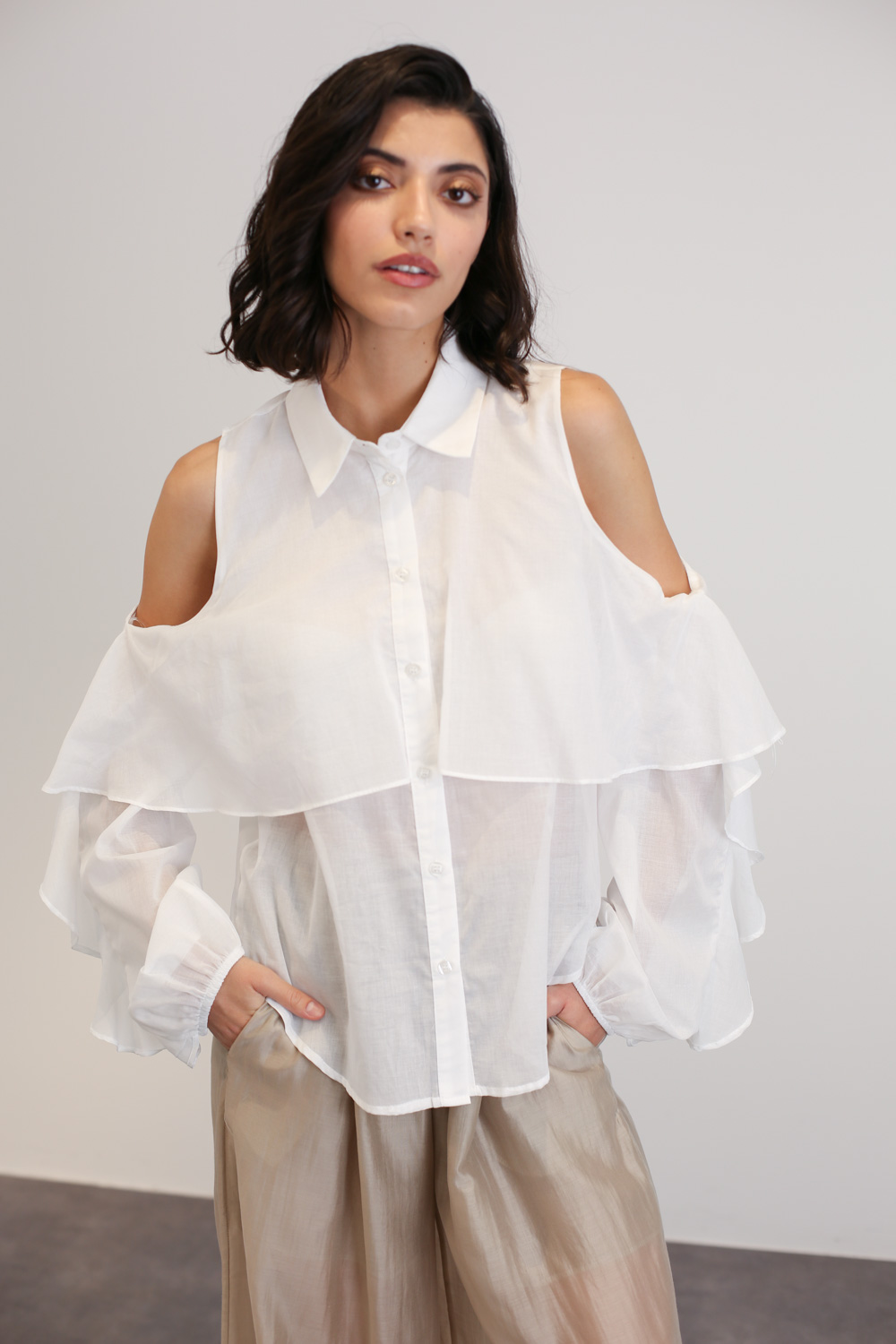BETTINA Πoυκάμισο με cut out shoulders