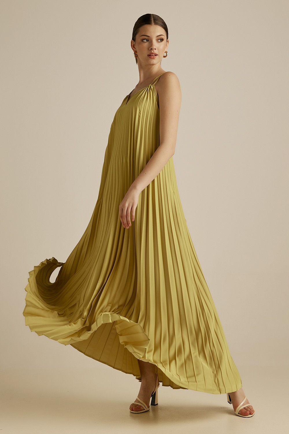 Imperial φόρεμα πλισέ με spaghetti straps